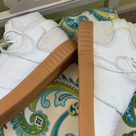 ADIDAS white shoes - Picture 6 of 11